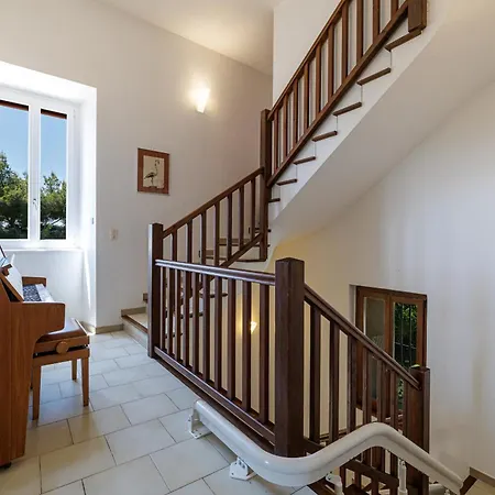 Monte Cristo - Conviviale A - Superbe Vue, Piscine Et Jeux En Plein Air * Nice