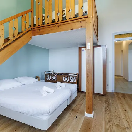 Monte Cristo - Conviviale A - Superbe Vue, Piscine Et Jeux En Plein Air Nice